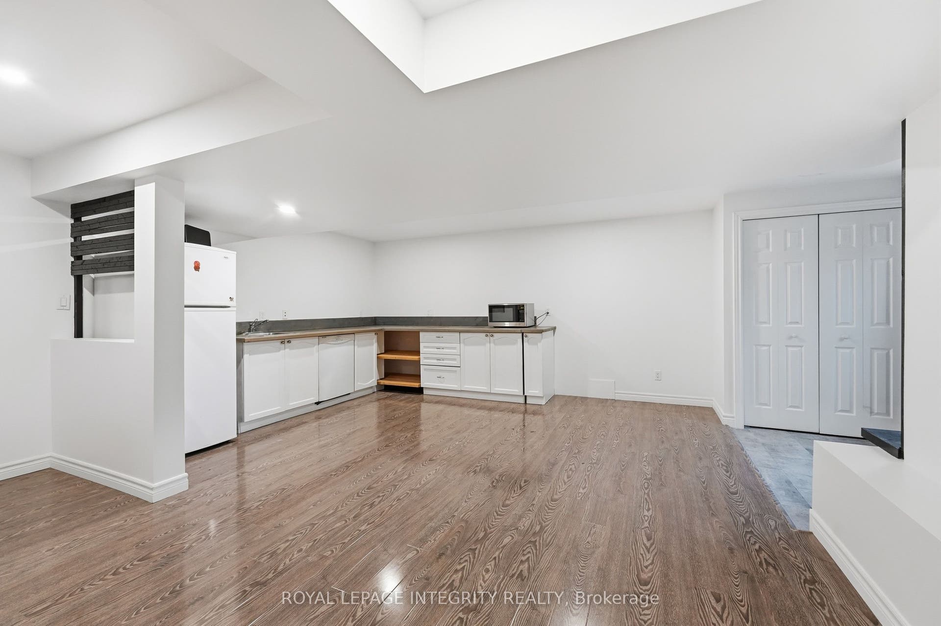 443 Landswood Way, Stittsville - Munster - Richmond, Ottawa ON K2S 0A4 443 Landswood Way, Stittsville - Munster - Richmond, Ottawa ON K2S 0A4