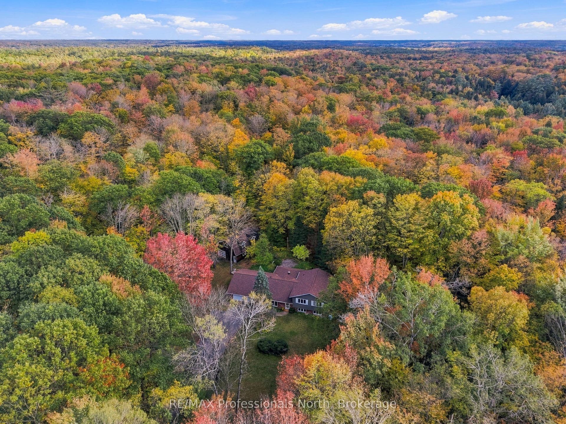 1164 Nicholls Road, Bracebridge, Muskoka ON P1L 0K7