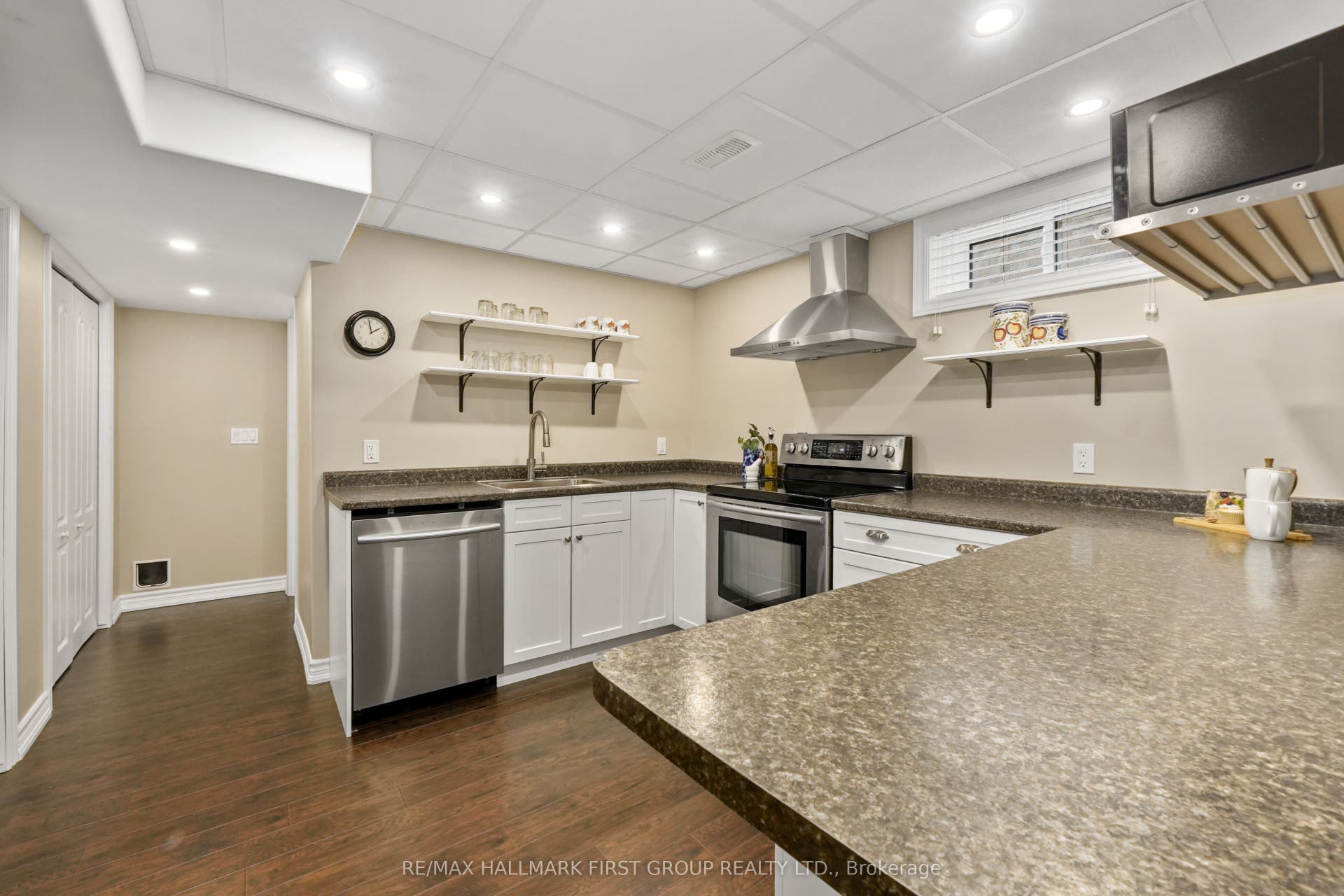 489 Foote Crescent, Cobourg, Northumberland ON K9A 0A4 489 Foote Crescent, Cobourg, Northumberland ON K9A 0A4