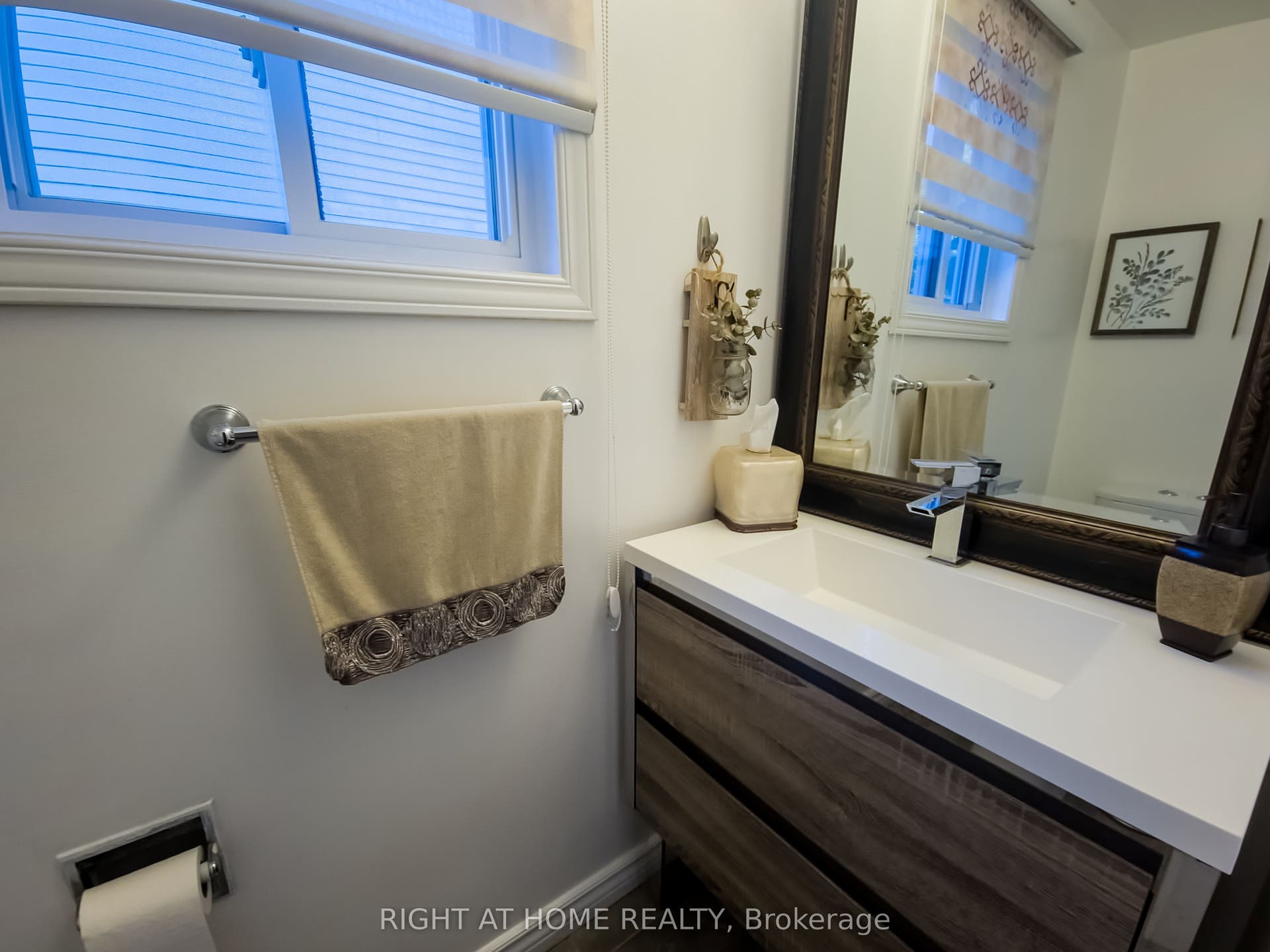 6080 Rivercrest Drive, Orleans - Convent Glen And Area, Ottawa ON K1C 5R2