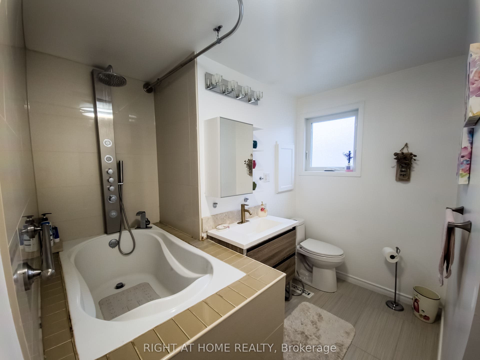 6080 Rivercrest Drive, Orleans - Convent Glen And Area, Ottawa ON K1C 5R2