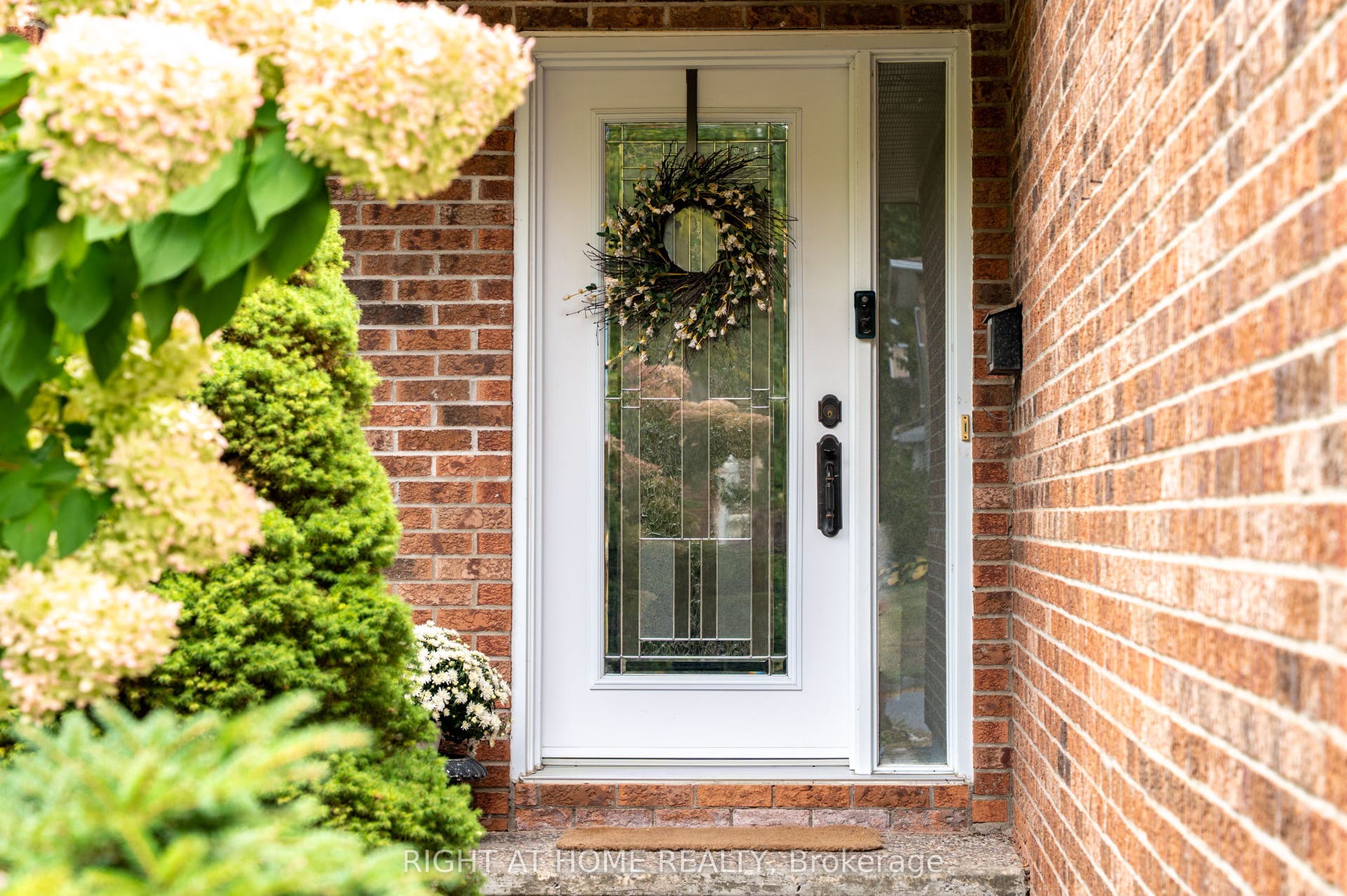 6080 Rivercrest Drive, Orleans - Convent Glen And Area, Ottawa ON K1C 5R2