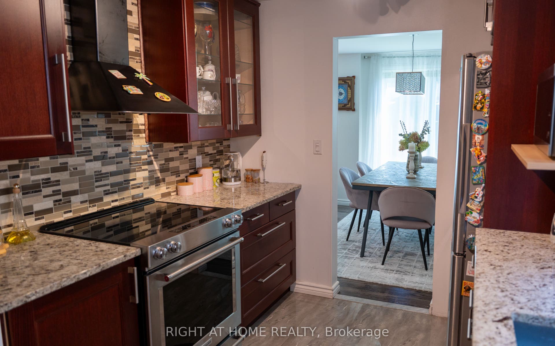 6080 Rivercrest Drive, Orleans - Convent Glen And Area, Ottawa ON K1C 5R2