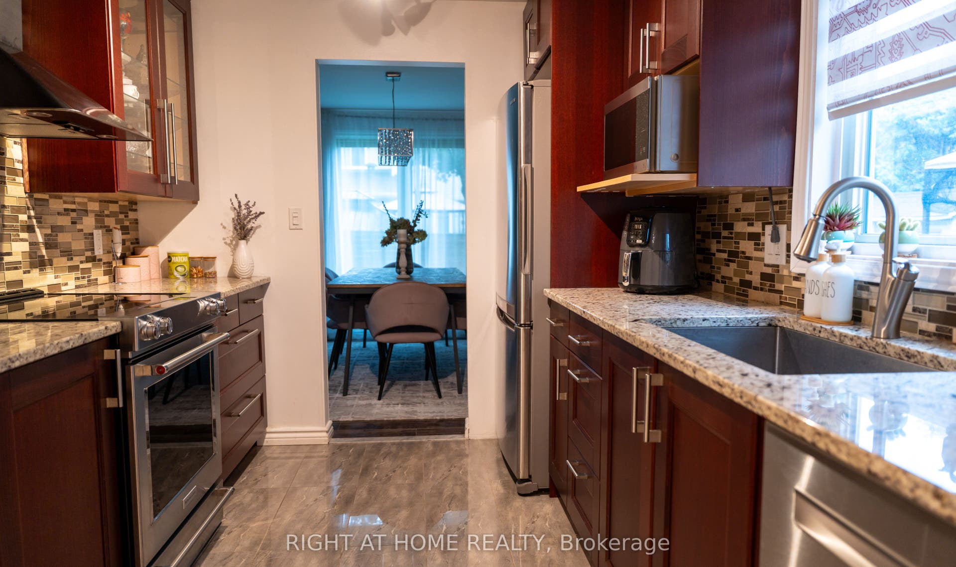 6080 Rivercrest Drive, Orleans - Convent Glen And Area, Ottawa ON K1C 5R2