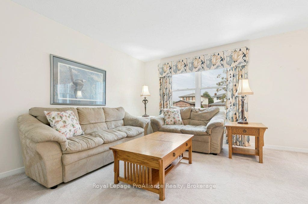 21 Forrester Court, Belleville, Hastings ON K8P 5C4