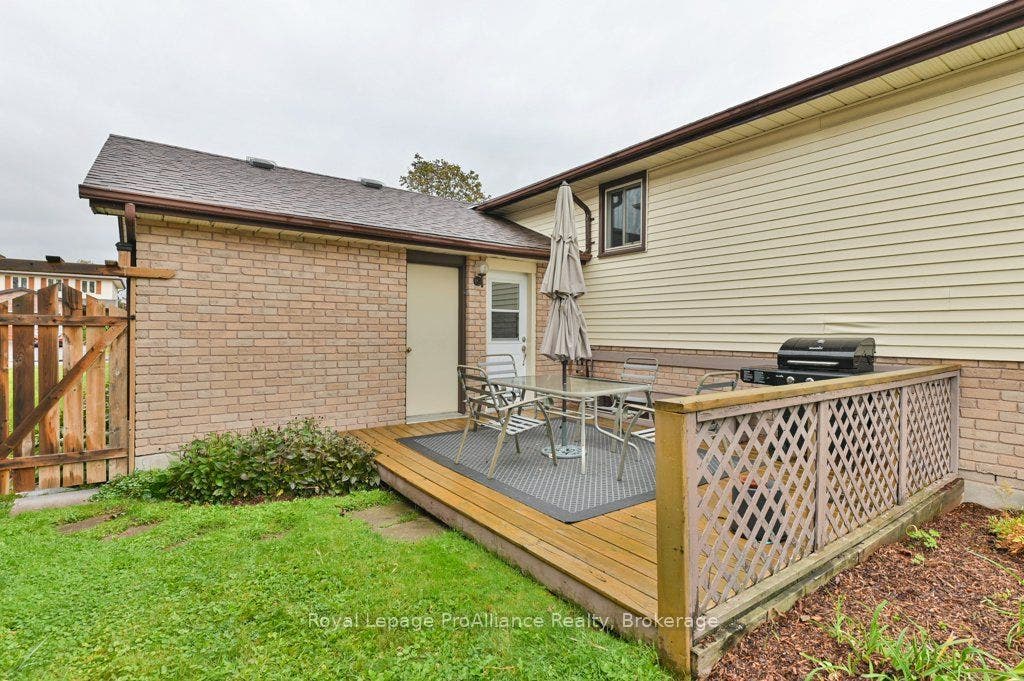 21 Forrester Court, Belleville, Hastings ON K8P 5C4