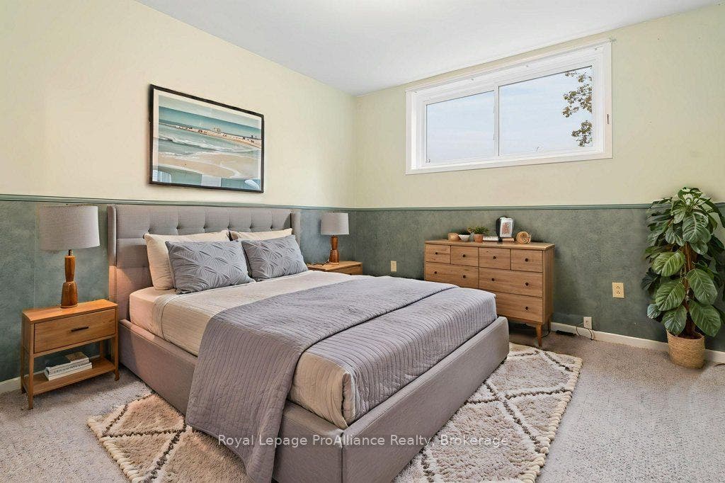 21 Forrester Court, Belleville, Hastings ON K8P 5C4