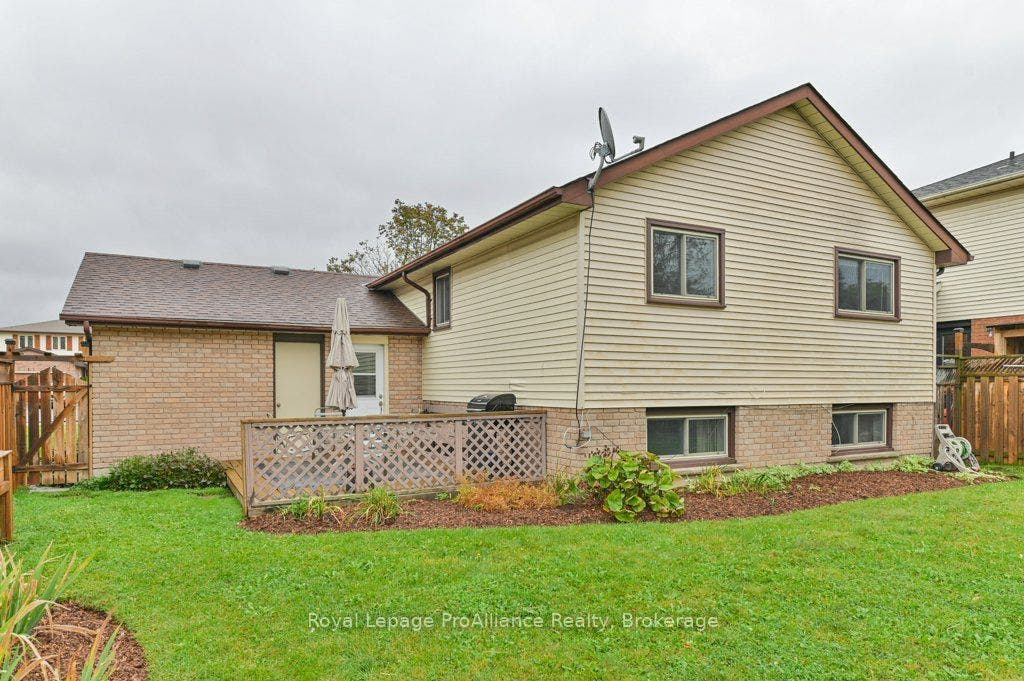 21 Forrester Court, Belleville, Hastings ON K8P 5C4
