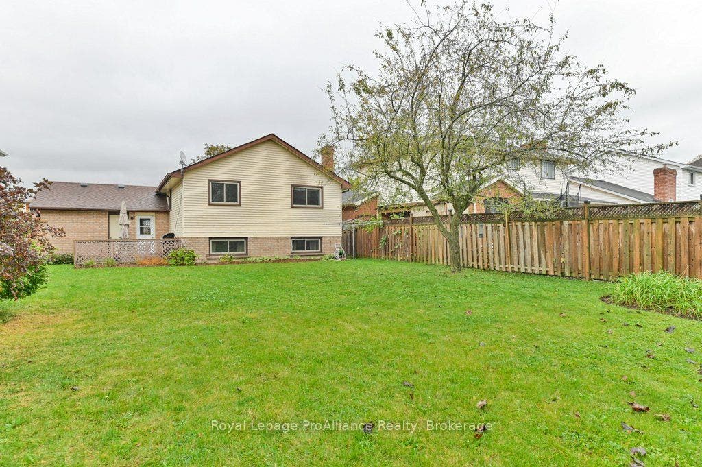 21 Forrester Court, Belleville, Hastings ON K8P 5C4