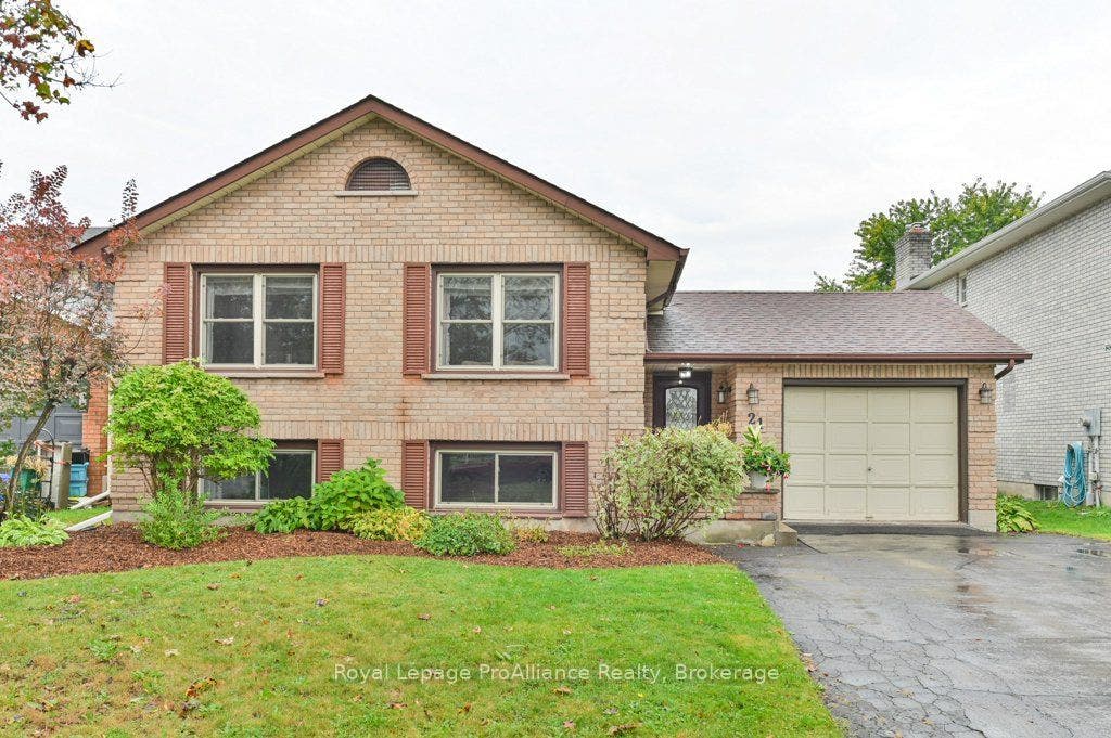 21 Forrester Court, Belleville, Hastings ON K8P 5C4