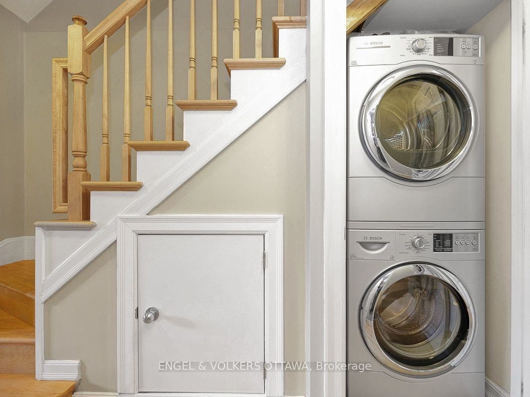 103 Third Avenue, #A, Glebe - Ottawa East And Area, Ottawa ON K1S 2J7