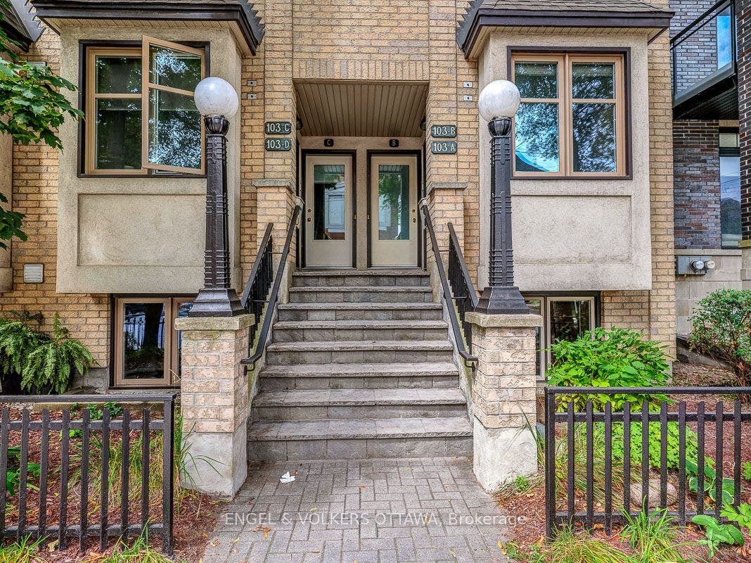 103 Third Avenue, #A, Glebe - Ottawa East And Area, Ottawa ON K1S 2J7