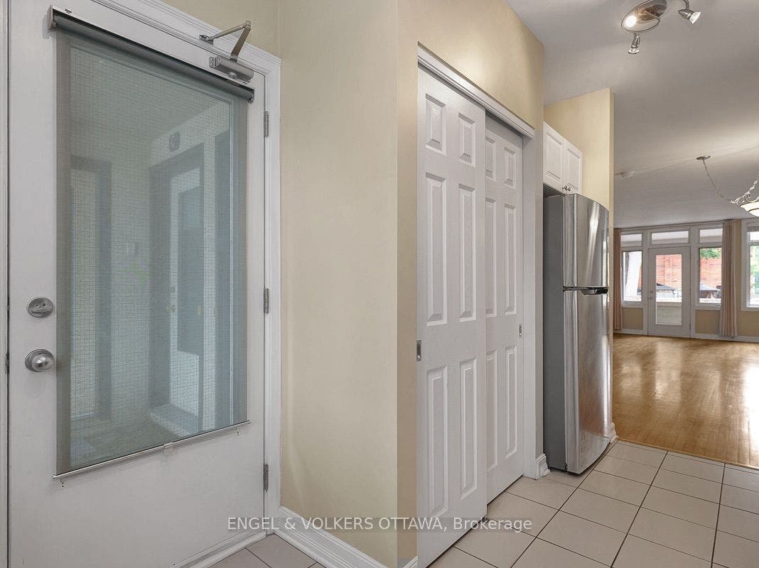 103 Third Avenue, #A, Glebe - Ottawa East And Area, Ottawa ON K1S 2J7