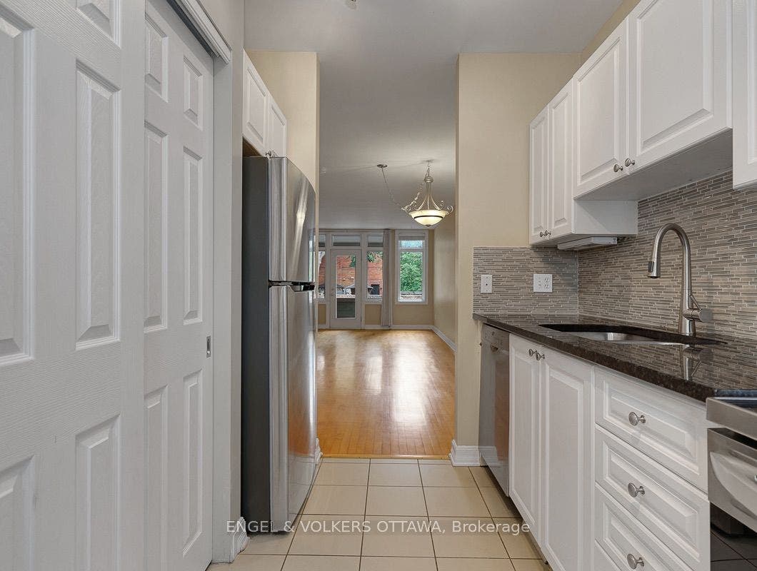 103 Third Avenue, #A, Glebe - Ottawa East And Area, Ottawa ON K1S 2J7