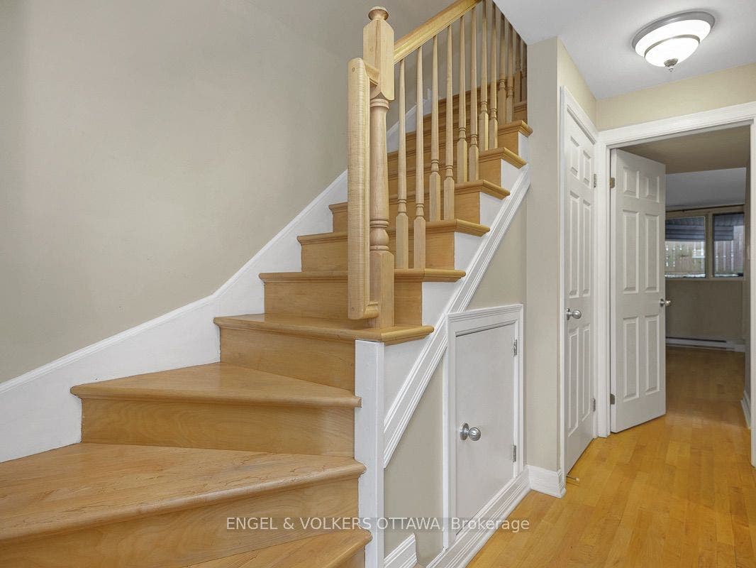 103 Third Avenue, #A, Glebe - Ottawa East And Area, Ottawa ON K1S 2J7