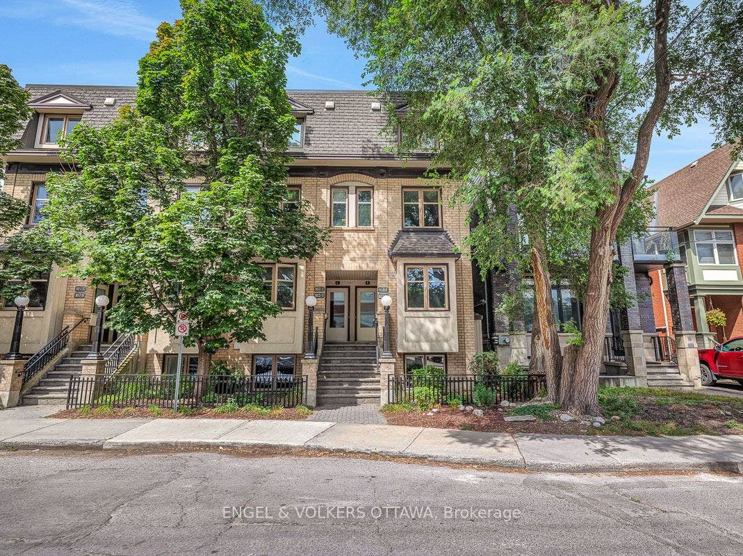 103 Third Avenue, #A, Glebe - Ottawa East And Area, Ottawa ON K1S 2J7