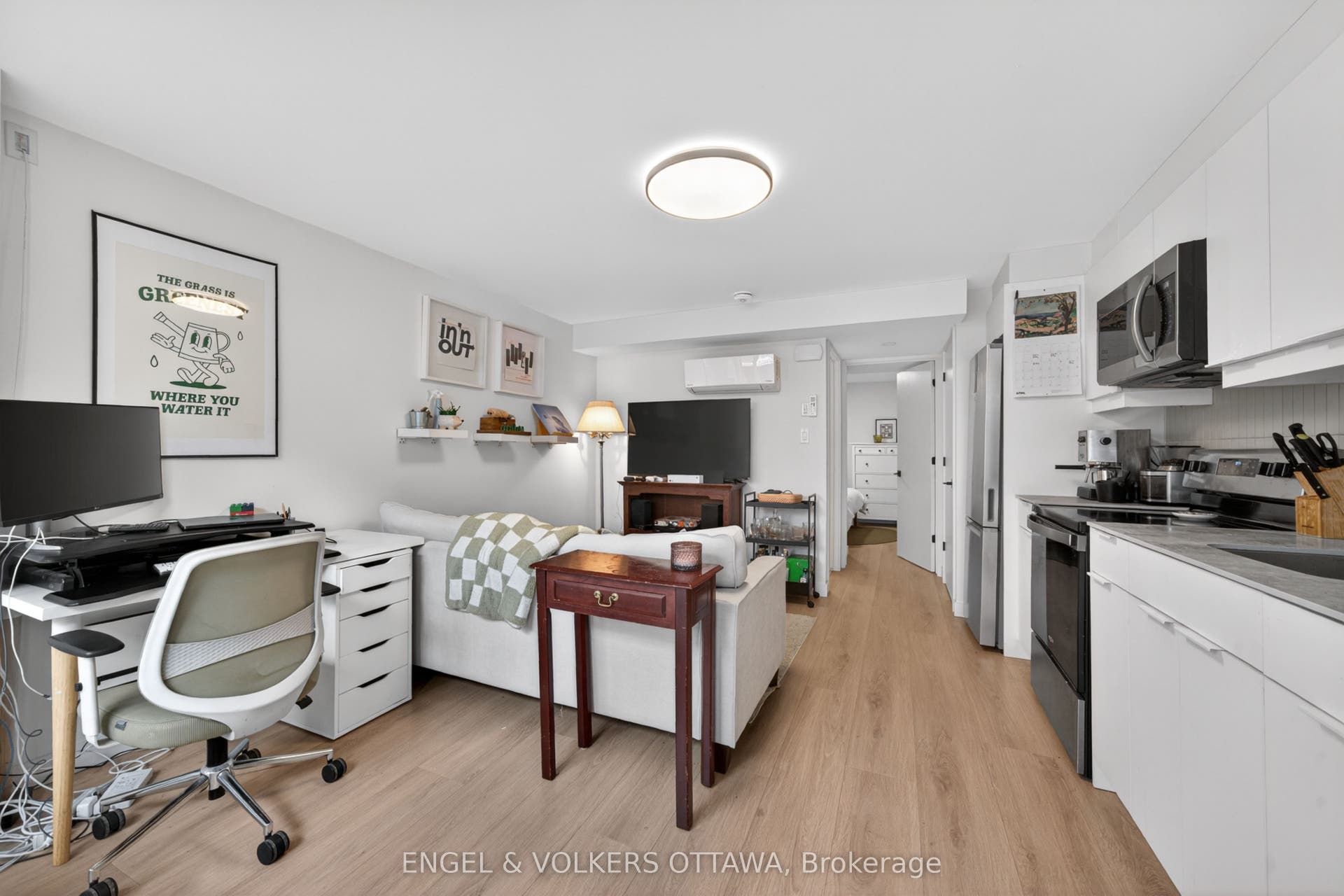 51 Fairmont Avenue, #C, West Centre Town, Ottawa ON K1Y 1X4 51 Fairmont Avenue, #C, West Centre Town, Ottawa ON K1Y 1X4