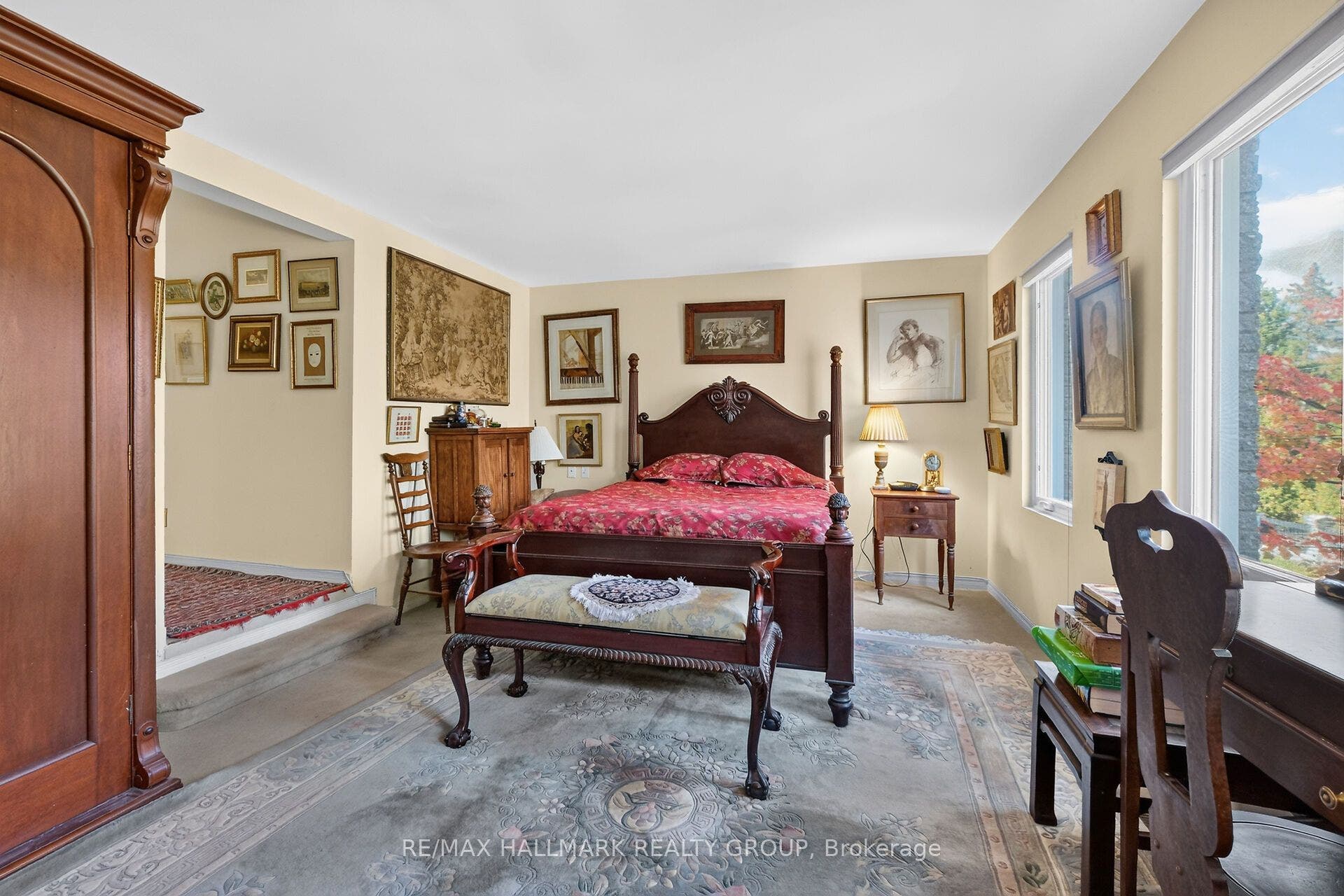 121 Mackay Street, #2, New Edinburgh - Lindenlea, Ottawa ON K1M 2B4 121 Mackay Street, #2, New Edinburgh - Lindenlea, Ottawa ON K1M 2B4
