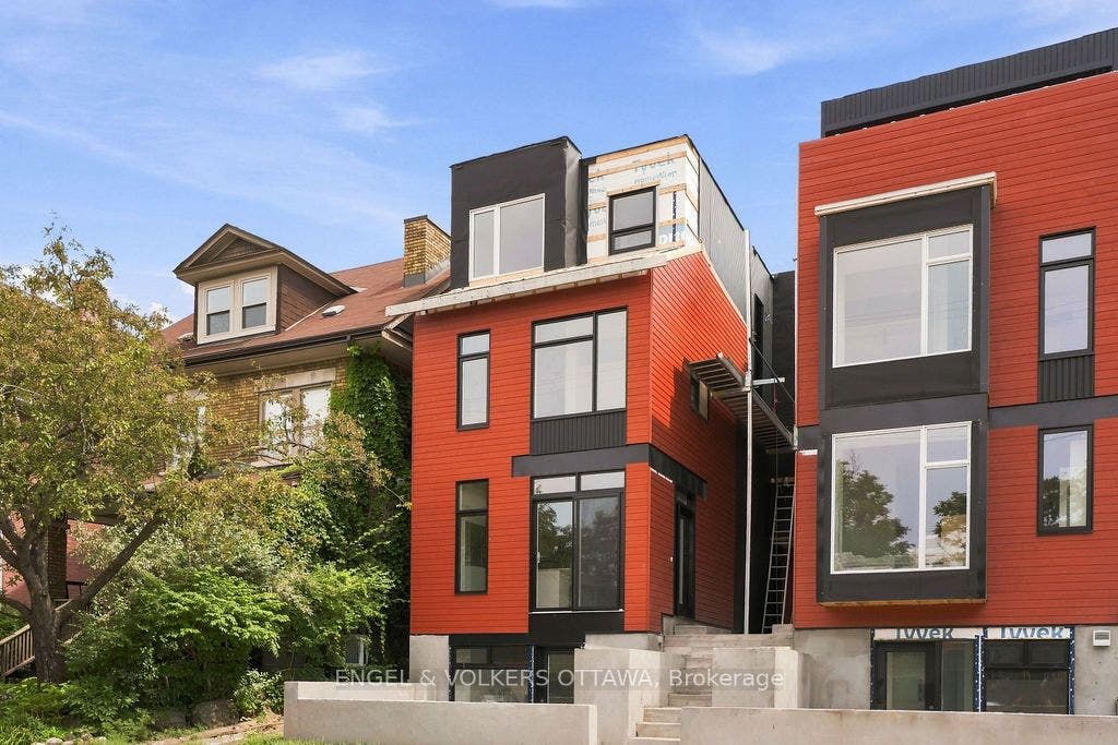 51 Fairmont Avenue, #A, West Centre Town, Ottawa ON K1Y 1X4 51 Fairmont Avenue, #A, West Centre Town, Ottawa ON K1Y 1X4