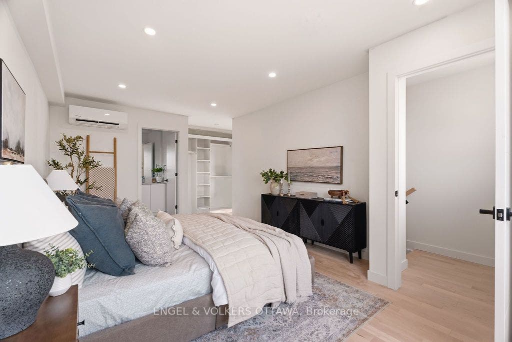 51 Fairmont Avenue, #A, West Centre Town, Ottawa ON K1Y 1X4 51 Fairmont Avenue, #A, West Centre Town, Ottawa ON K1Y 1X4