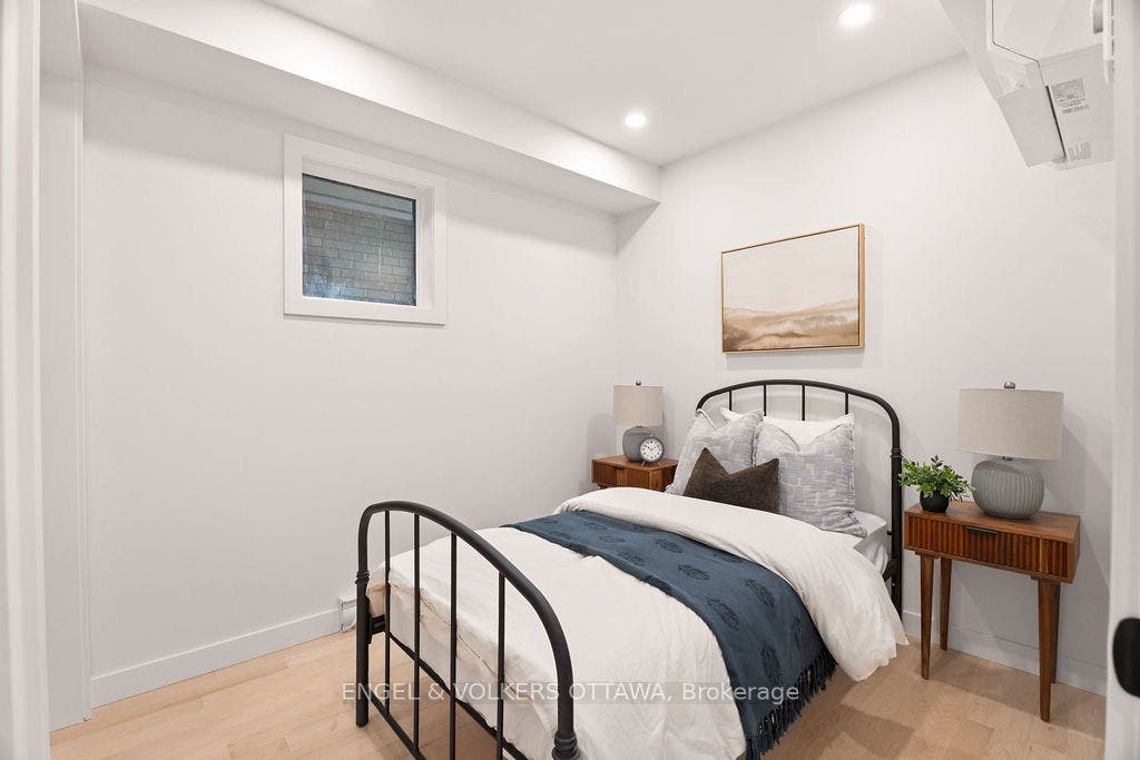 51 Fairmont Avenue, #A, West Centre Town, Ottawa ON K1Y 1X4 51 Fairmont Avenue, #A, West Centre Town, Ottawa ON K1Y 1X4