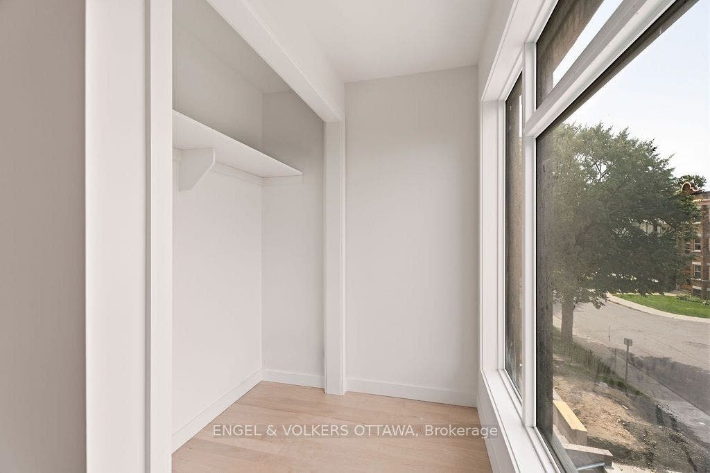 51 Fairmont Avenue, #A, West Centre Town, Ottawa ON K1Y 1X4 51 Fairmont Avenue, #A, West Centre Town, Ottawa ON K1Y 1X4