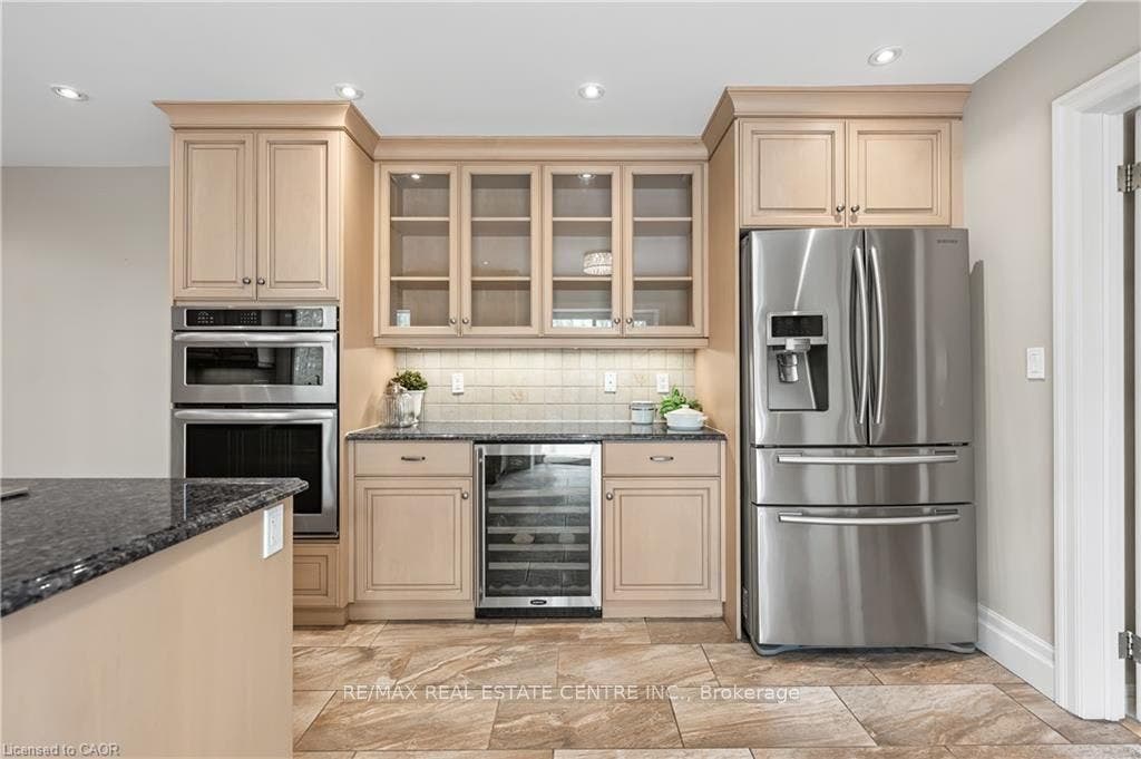 6703 Wellington 34 Road, Puslinch, Wellington ON N3C 2V4
