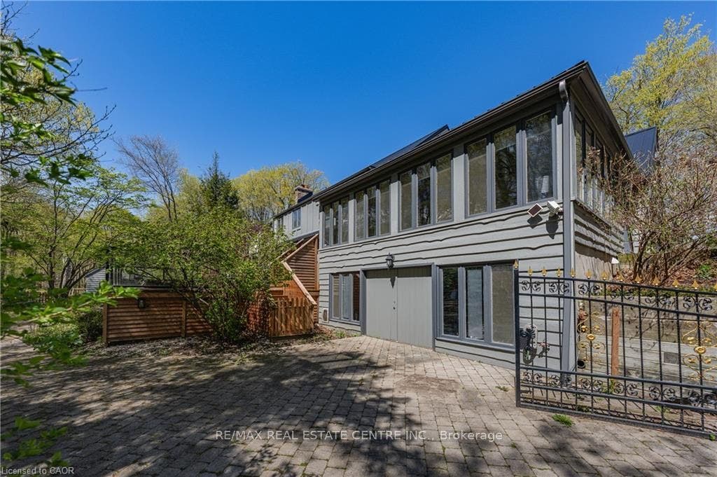 6703 Wellington 34 Road, Puslinch, Wellington ON N3C 2V4