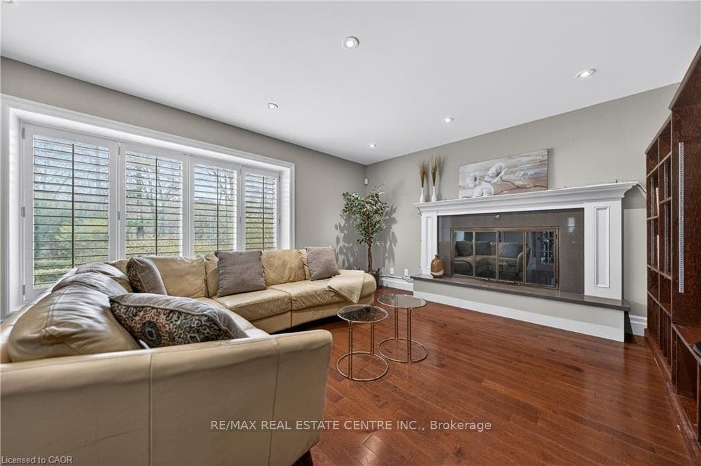 6703 Wellington 34 Road, Puslinch, Wellington ON N3C 2V4