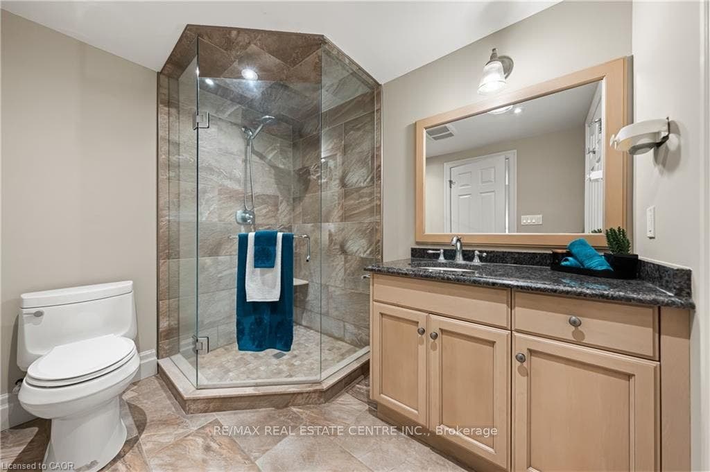 6703 Wellington 34 Road, Puslinch, Wellington ON N3C 2V4