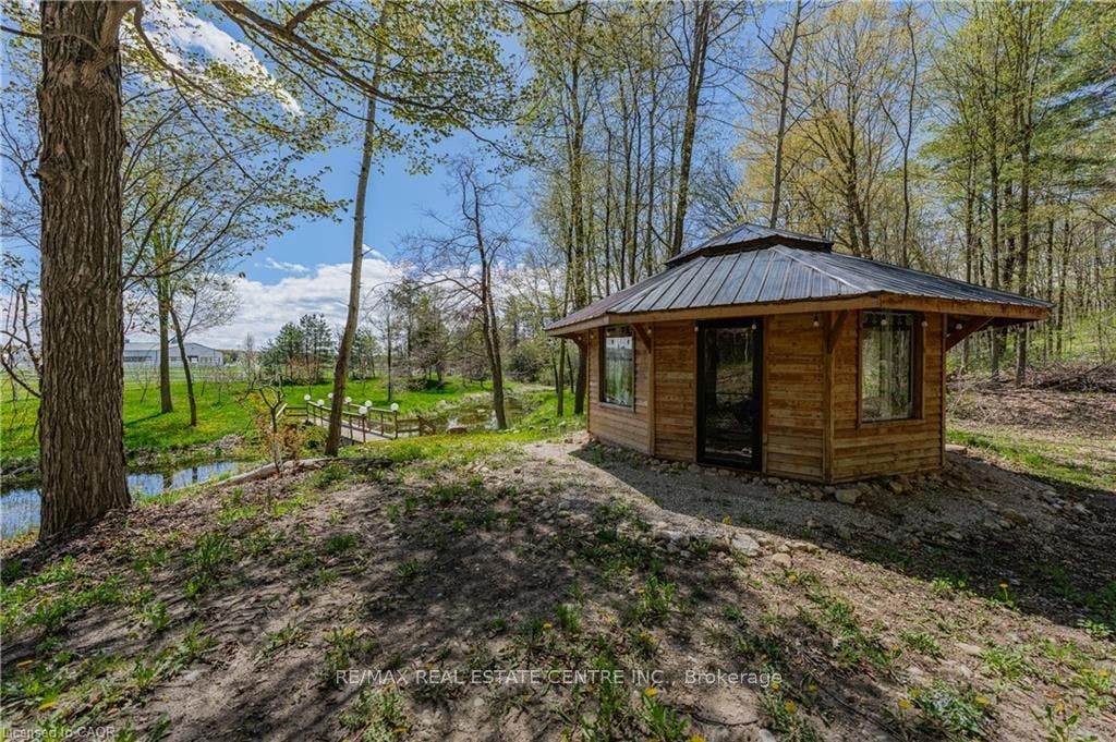 6703 Wellington 34 Road, Puslinch, Wellington ON N3C 2V4