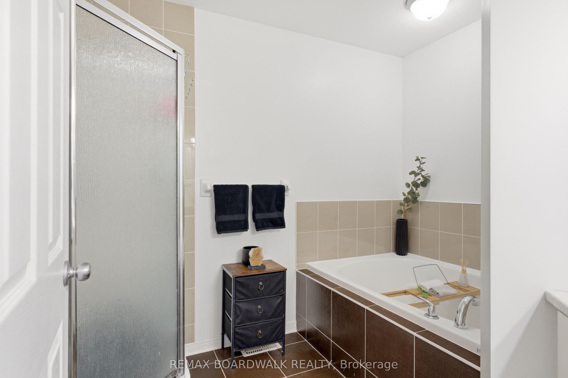 Soaker Tub + Shower
