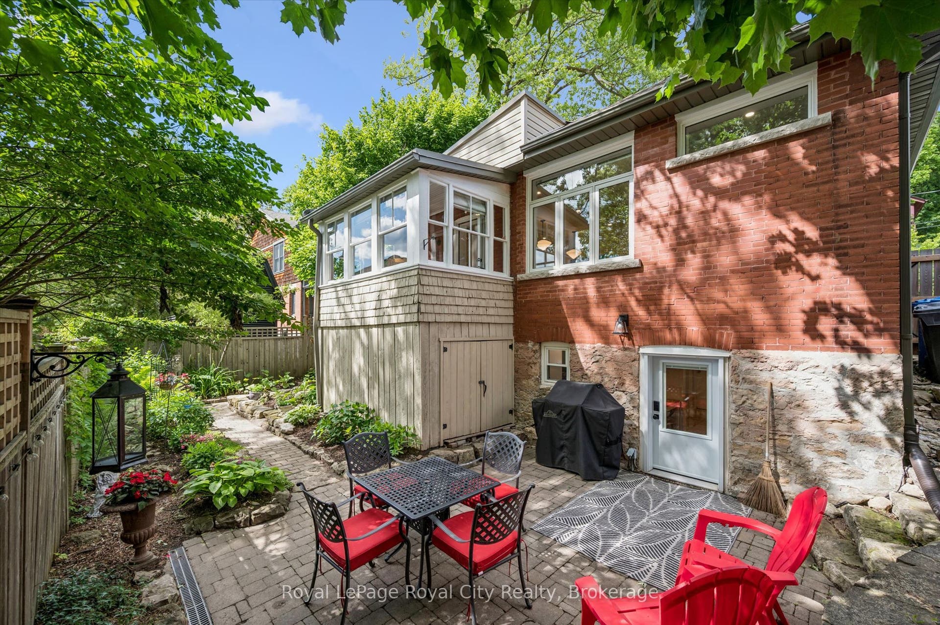 164 King Street, Guelph, Wellington ON N1E 4R1