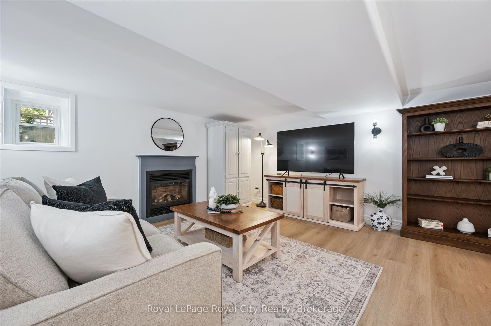 164 King Street, Guelph, Wellington ON N1E 4R1