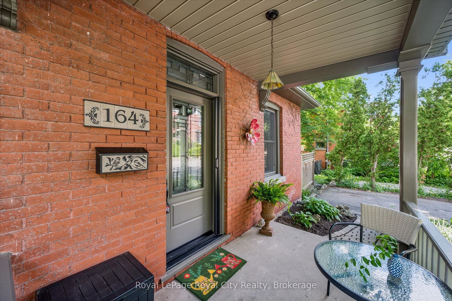 164 King Street, Guelph, Wellington ON N1E 4R1