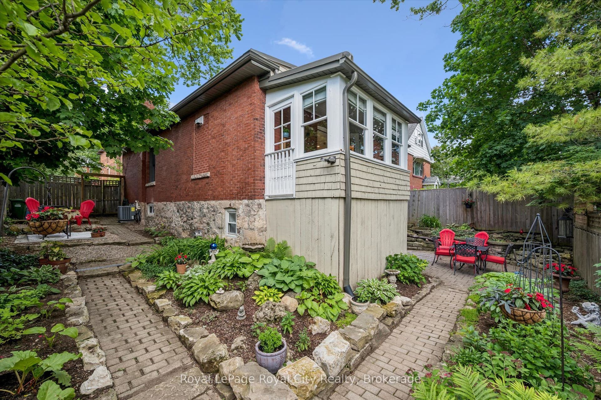164 King Street, Guelph, Wellington ON N1E 4R1