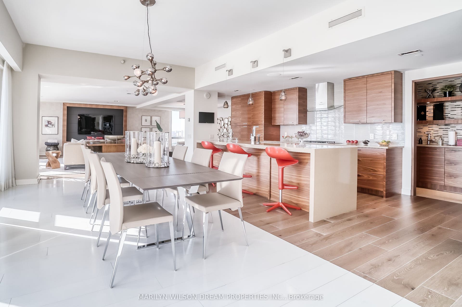 90 George Street, #1701, Lower Town - Sandy Hill, Ottawa ON K1N 0A8 90 George Street, #1701, Lower Town - Sandy Hill, Ottawa ON K1N 0A8