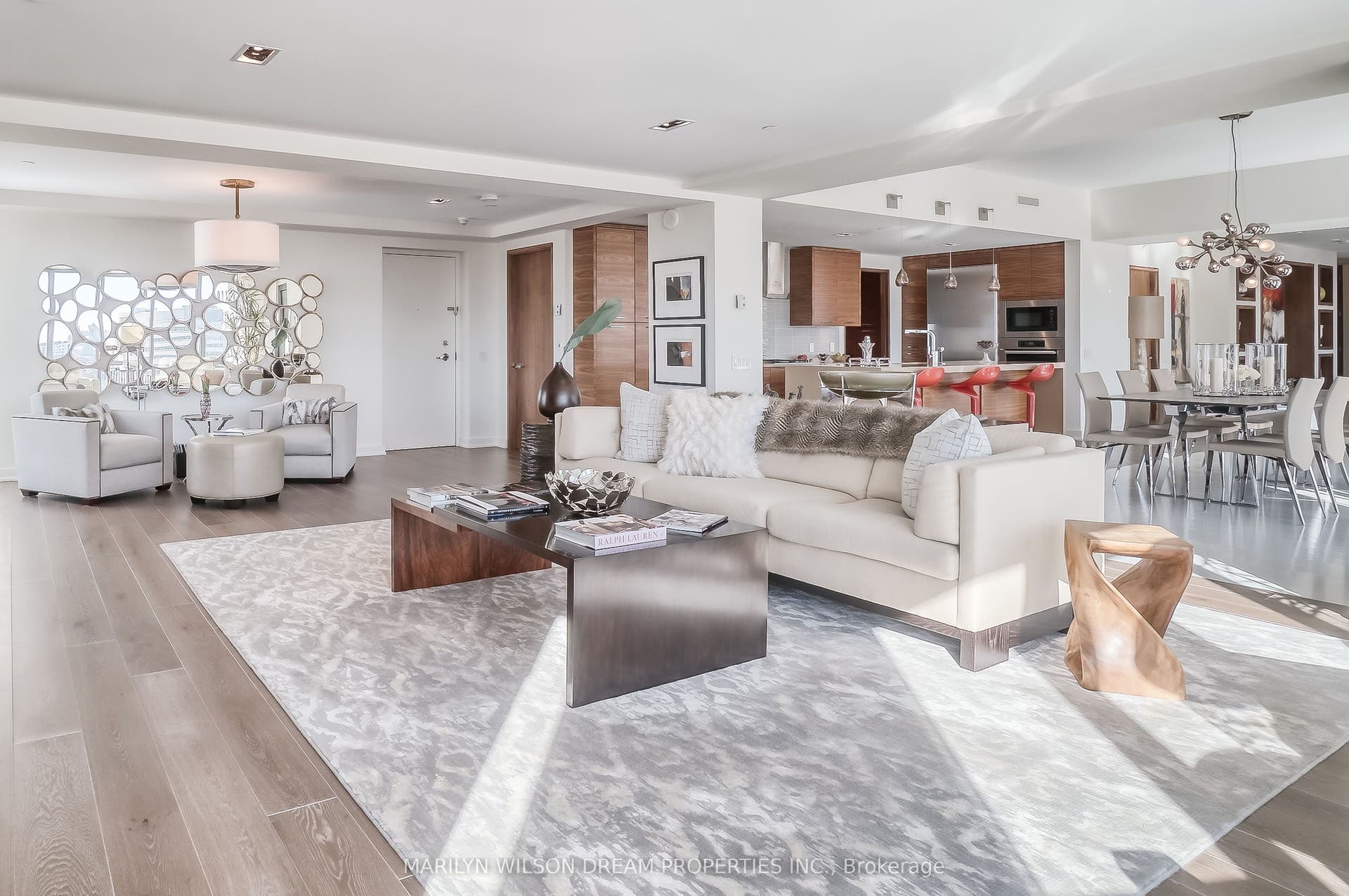 90 George Street, #1701, Lower Town - Sandy Hill, Ottawa ON K1N 0A8 90 George Street, #1701, Lower Town - Sandy Hill, Ottawa ON K1N 0A8