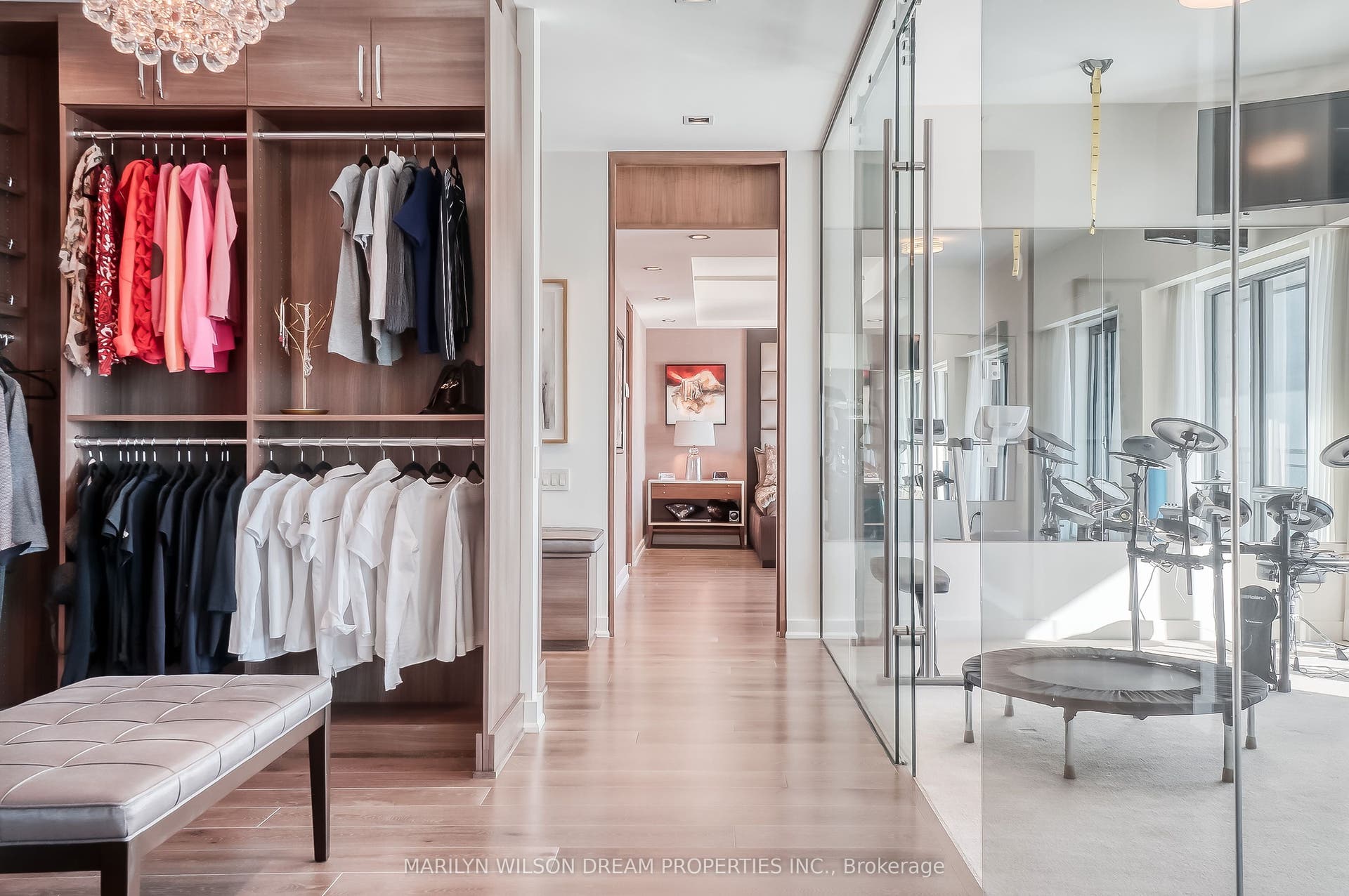 90 George Street, #1701, Lower Town - Sandy Hill, Ottawa ON K1N 0A8 90 George Street, #1701, Lower Town - Sandy Hill, Ottawa ON K1N 0A8