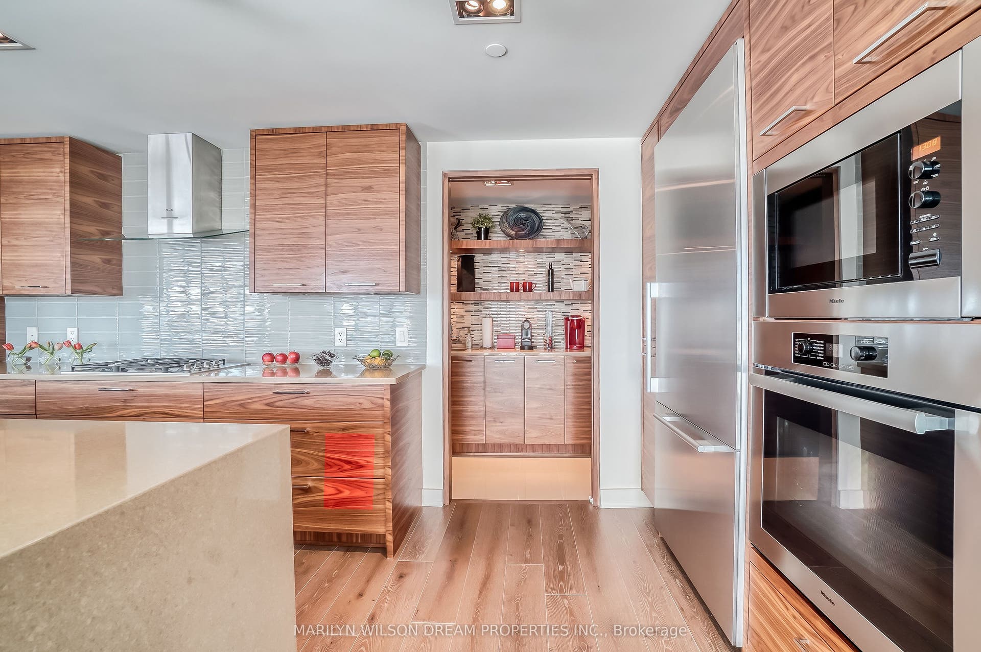 90 George Street, #1701, Lower Town - Sandy Hill, Ottawa ON K1N 0A8 90 George Street, #1701, Lower Town - Sandy Hill, Ottawa ON K1N 0A8