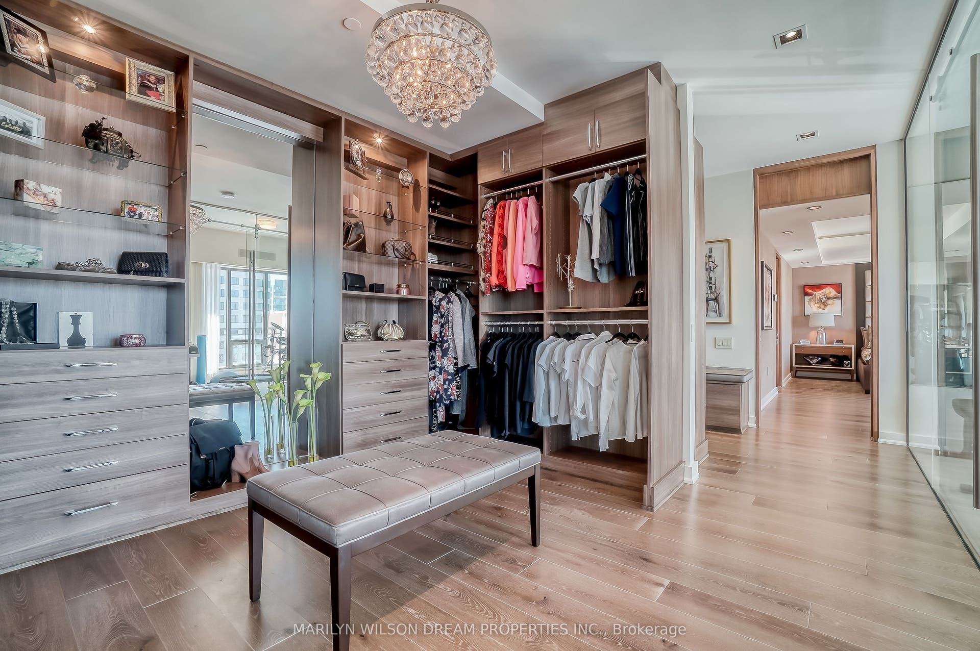 90 George Street, #1701, Lower Town - Sandy Hill, Ottawa ON K1N 0A8 90 George Street, #1701, Lower Town - Sandy Hill, Ottawa ON K1N 0A8