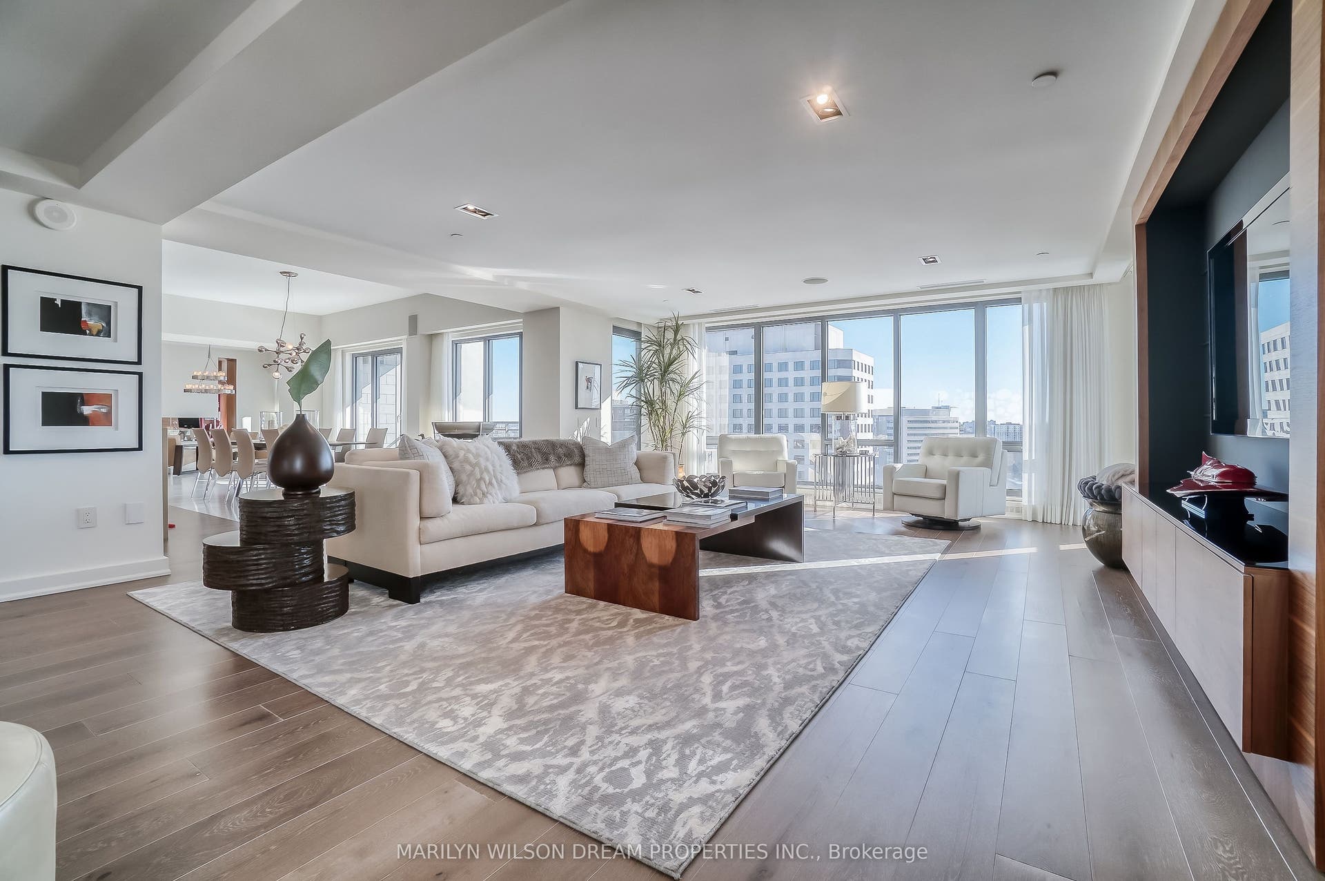 90 George Street, #1701, Lower Town - Sandy Hill, Ottawa ON K1N 0A8 90 George Street, #1701, Lower Town - Sandy Hill, Ottawa ON K1N 0A8