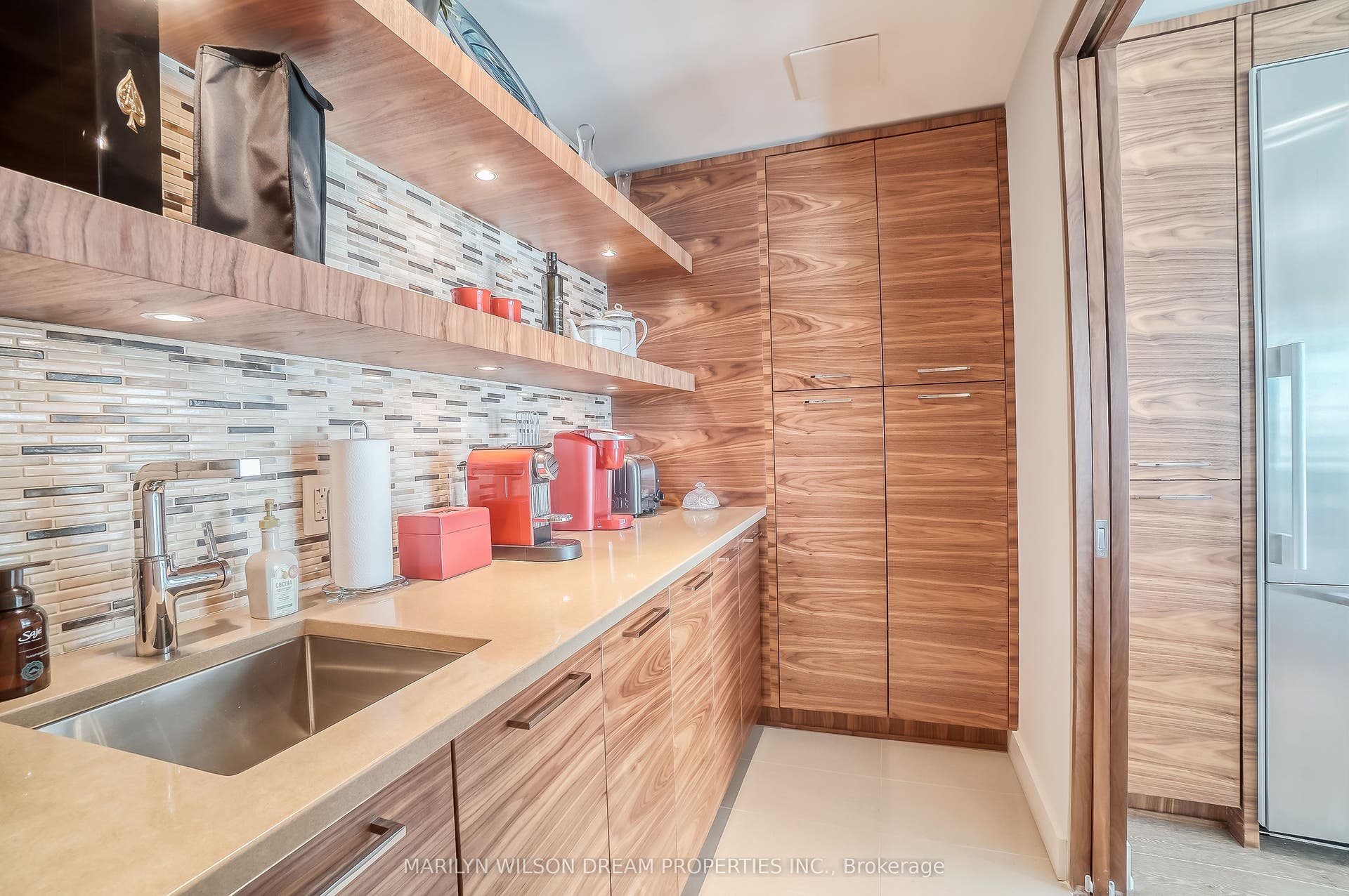 90 George Street, #1701, Lower Town - Sandy Hill, Ottawa ON K1N 0A8 90 George Street, #1701, Lower Town - Sandy Hill, Ottawa ON K1N 0A8