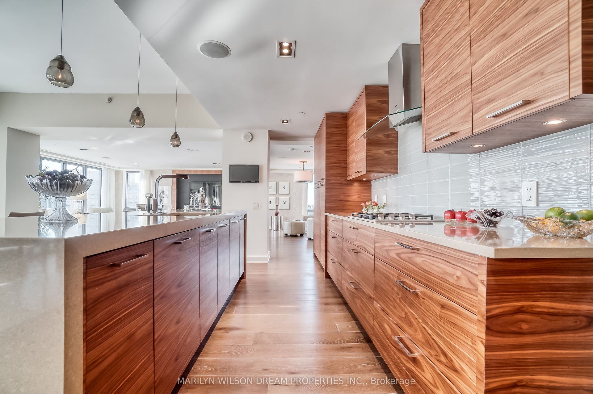 90 George Street, #1701, Lower Town - Sandy Hill, Ottawa ON K1N 0A8 90 George Street, #1701, Lower Town - Sandy Hill, Ottawa ON K1N 0A8