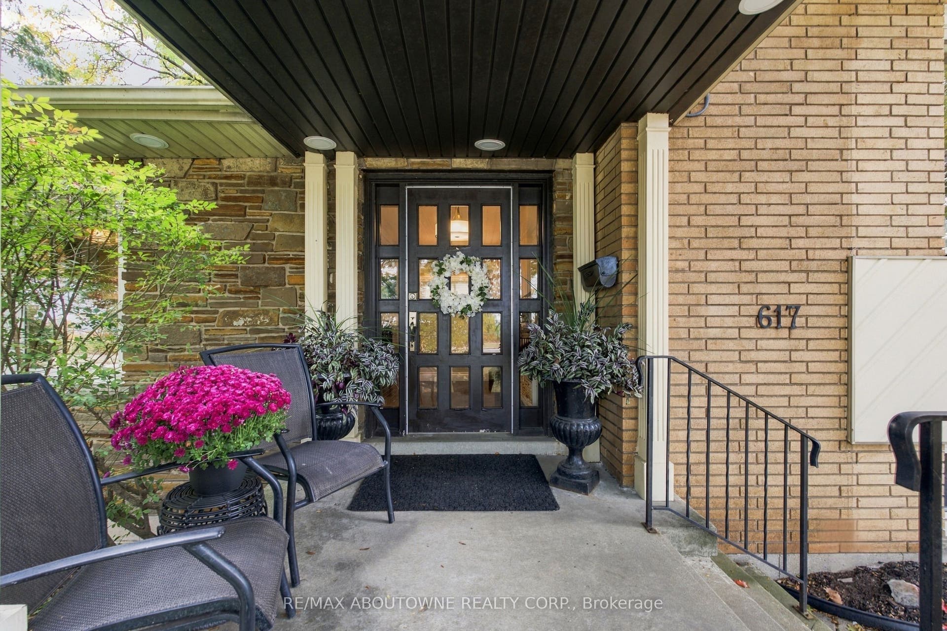 617 Scenic Drive, Hamilton, Hamilton ON L9C 1H2