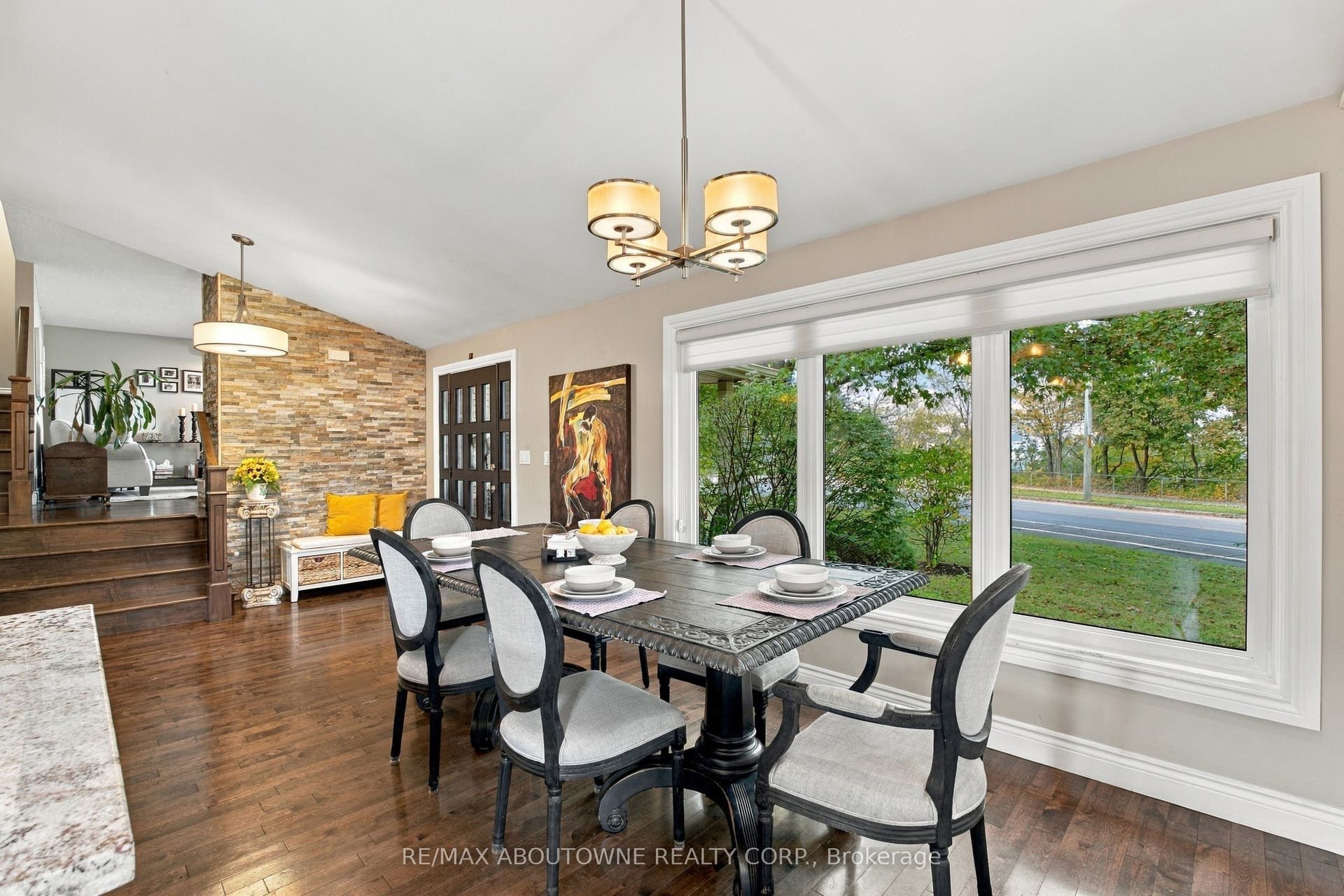 617 Scenic Drive, Hamilton, Hamilton ON L9C 1H2