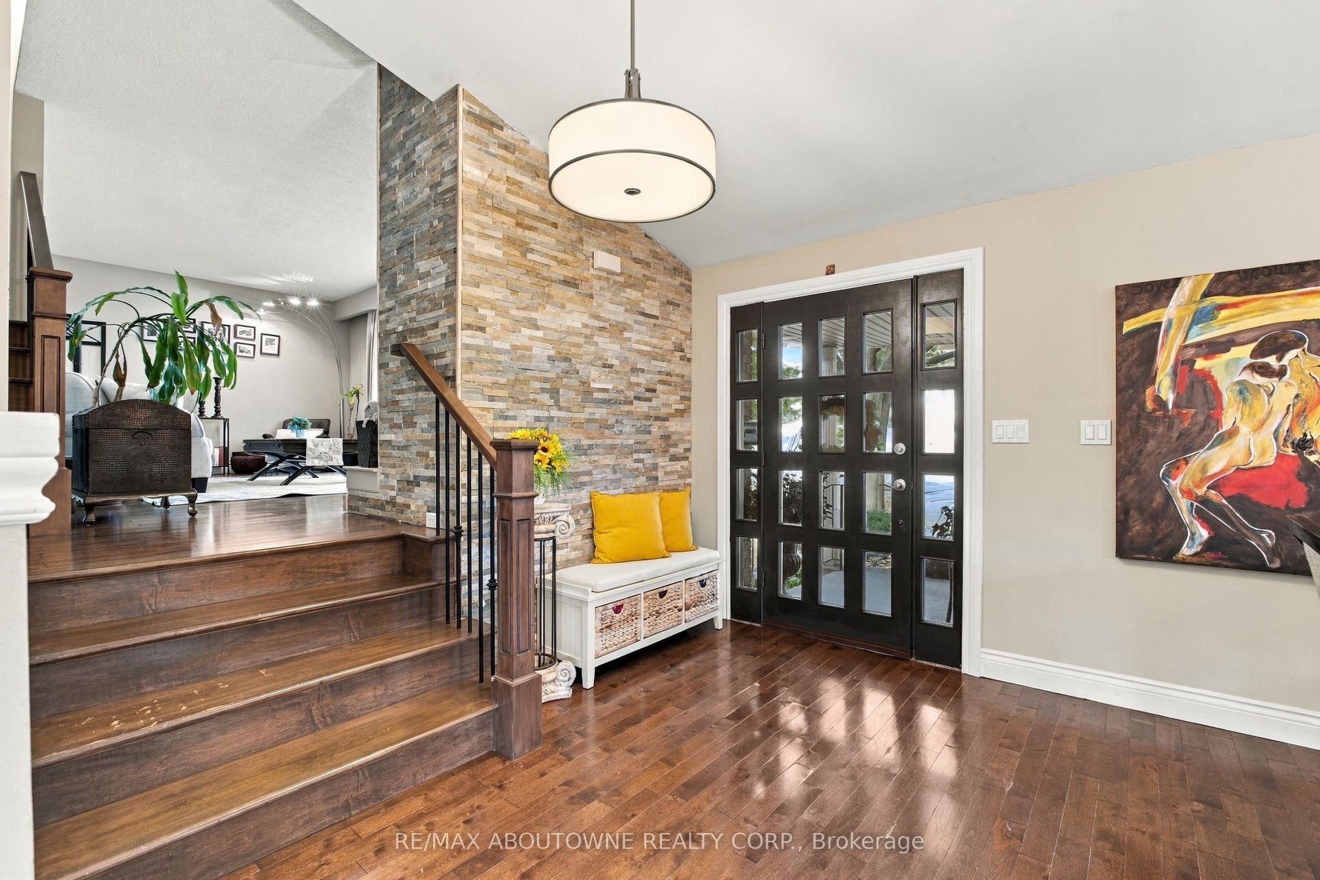 617 Scenic Drive, Hamilton, Hamilton ON L9C 1H2