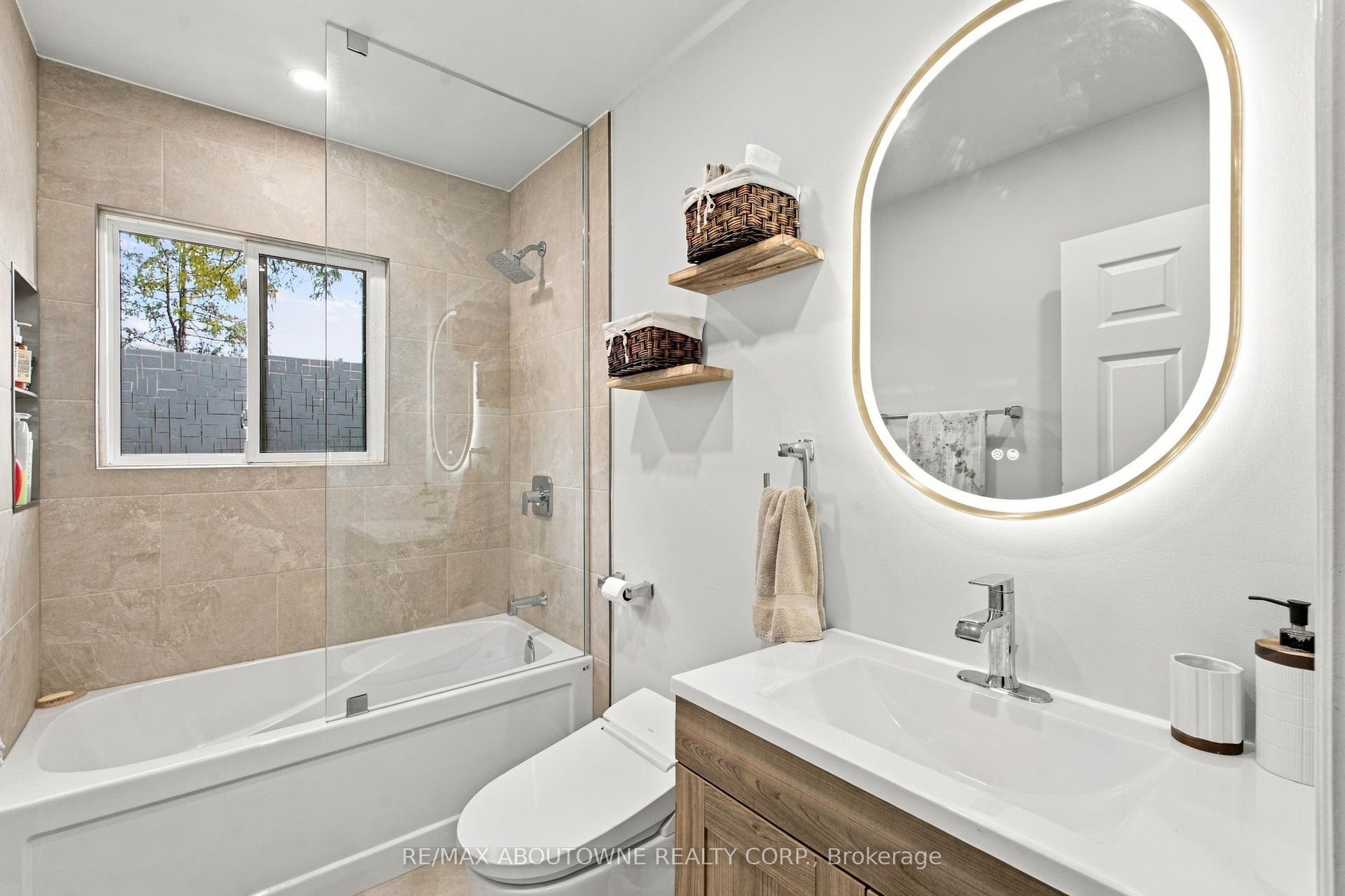 617 Scenic Drive, Hamilton, Hamilton ON L9C 1H2