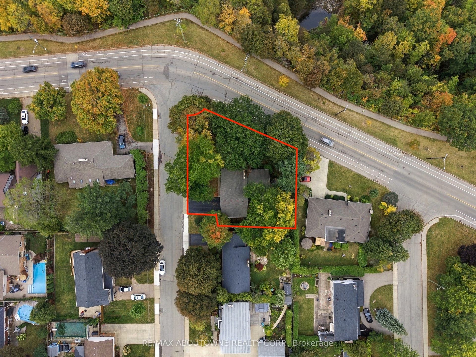 617 Scenic Drive, Hamilton, Hamilton ON L9C 1H2