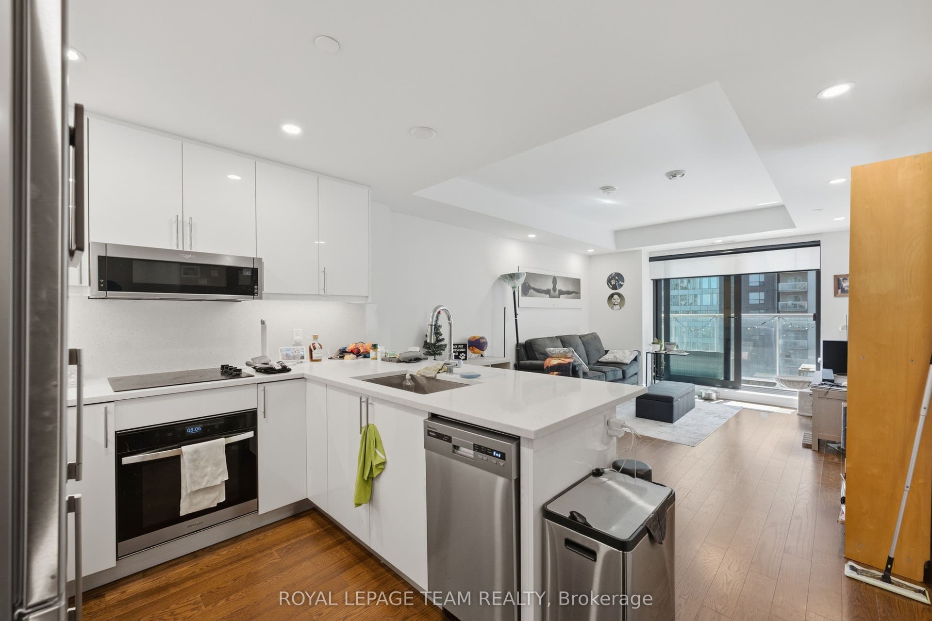 180 George Street, #1409, Lower Town - Sandy Hill, Ottawa ON K1N 0G8 180 George Street, #1409, Lower Town - Sandy Hill, Ottawa ON K1N 0G8